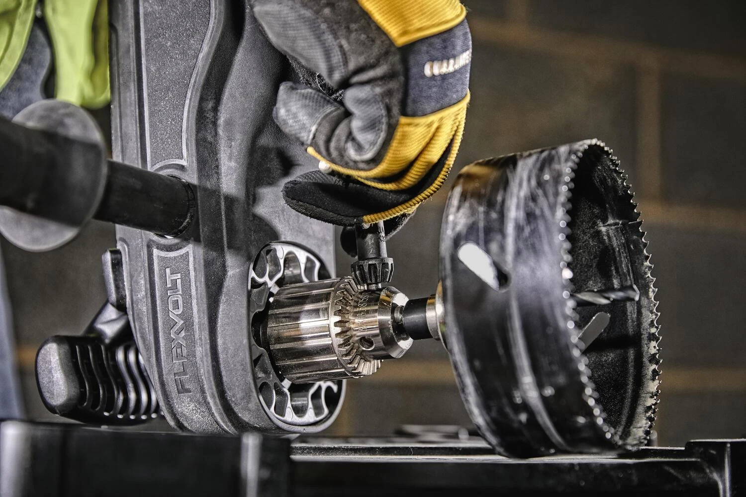 Kampinis gręžtuvas DeWalt DCD470N-XJ; 54 V (be akumuliatoriaus ir pakrovėjo)