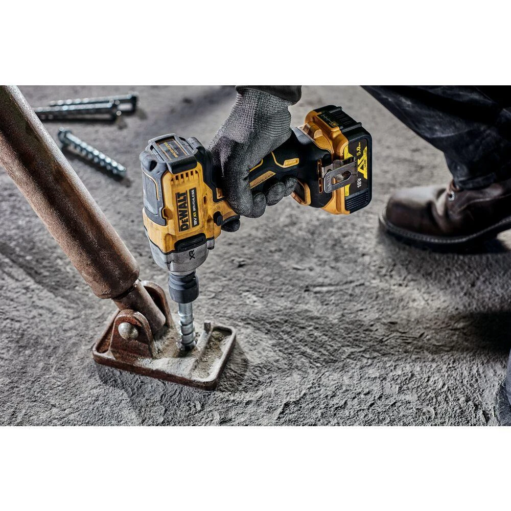 Smūginis veržliasukis DeWalt DCF892P2T-QW; 18 V; 2x5,0 Ah akum.
