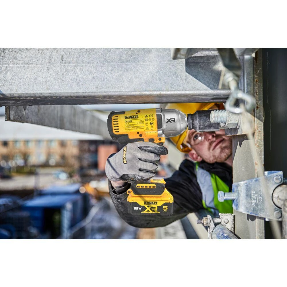 Dewalt Akumuliatorinis smūginis veržliasukis DCF900P2T-QW, 18V, 1/2", 2x5.0 Ah