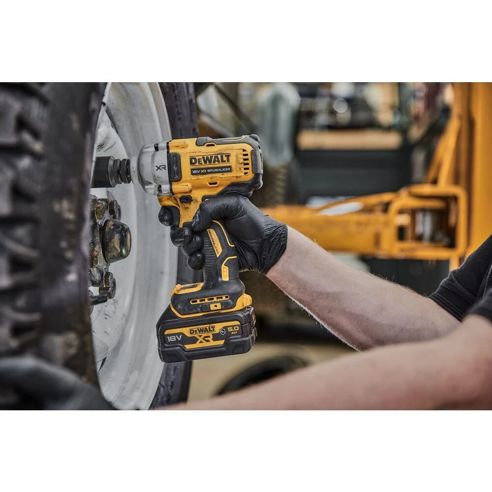 Dewalt smūginis veržliasukis DCF891N 1/2"18V 812Nm be akumuliatoriaus ir kroviklio