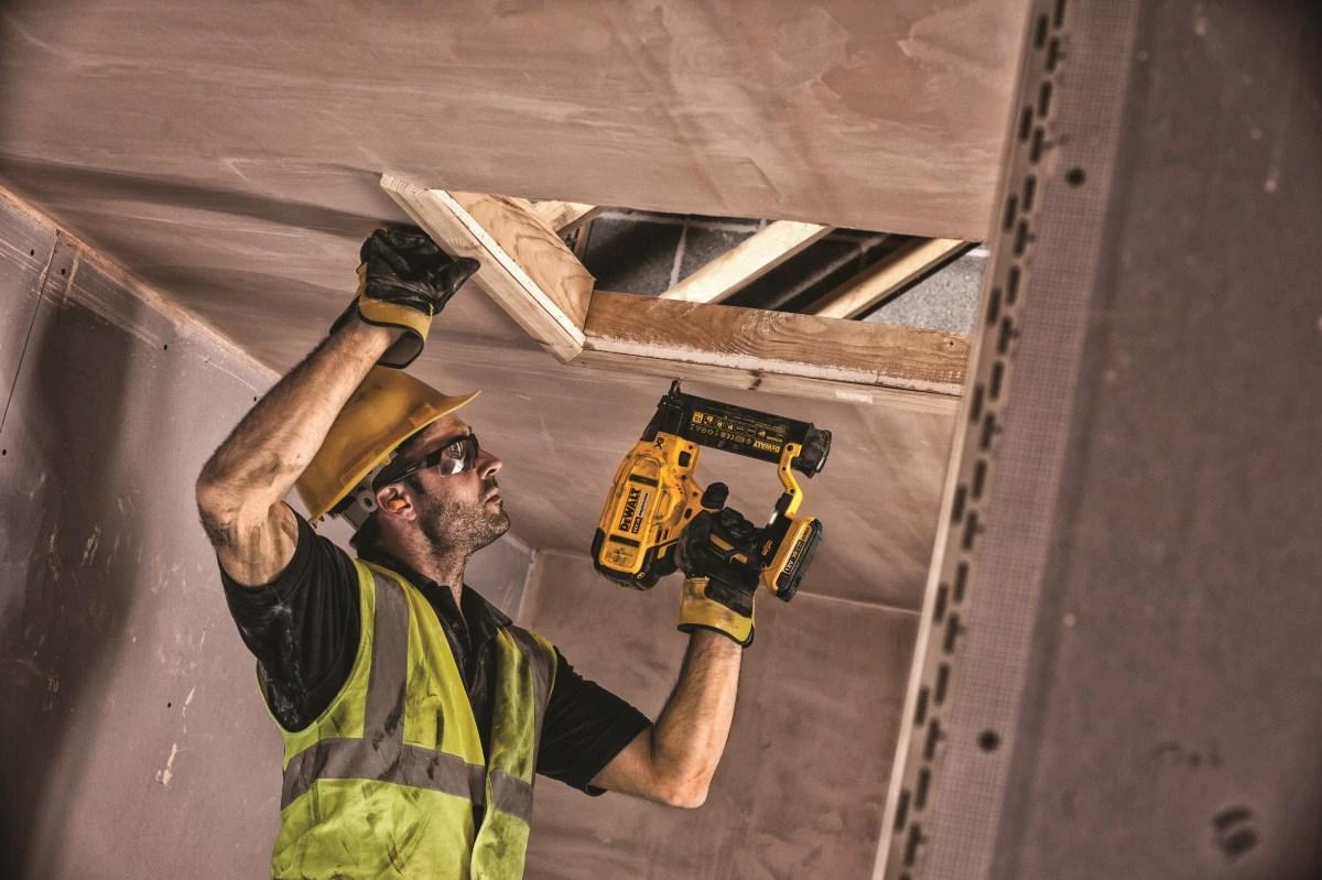 Viniakalė DeWalt DCN680N; 18 V (be akumuliatoriaus ir pakrovėjo)