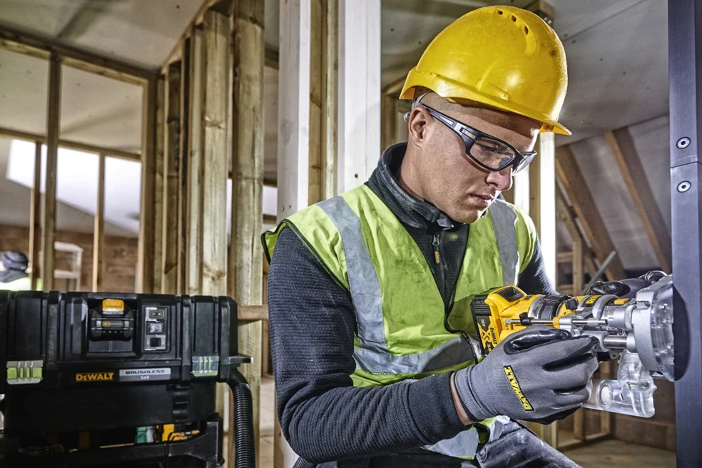 Akumuliatorinė freza DeWalt DCW604NT, BL, 6-8 mm