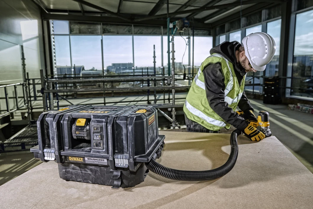 Akumuliatorinis siaurapjūklis DeWalt DCS335N-XJ (be akumuliatoriaus ir įkroviklio)
