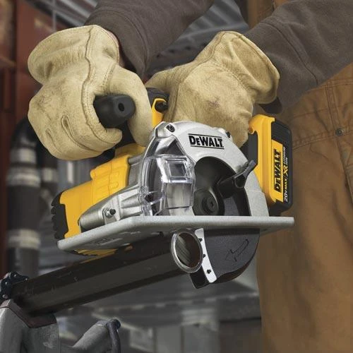 DeWalt akumuliatorinis diskinis pjūklas DCS373N 18V be akumuliatoriaus ir kroviklio