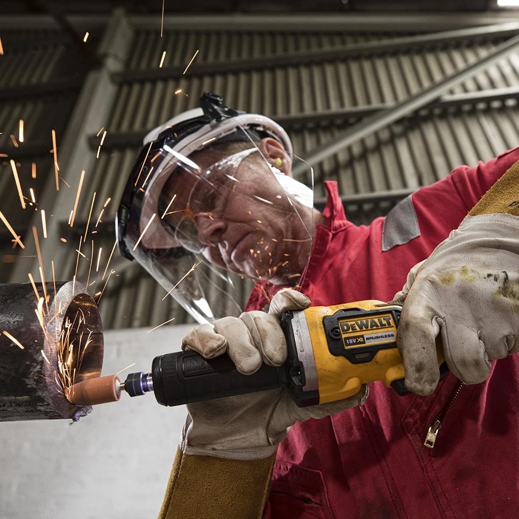 DEWALT TIESUS ŠLIFULĖLIS 18V′XR DCG426P2