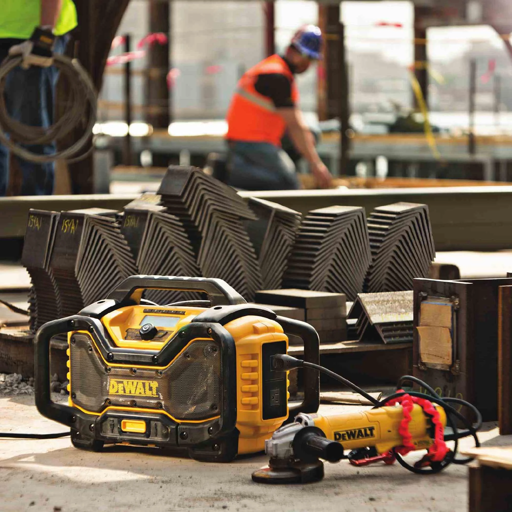 Radijo imtuvas DeWalt DCR027