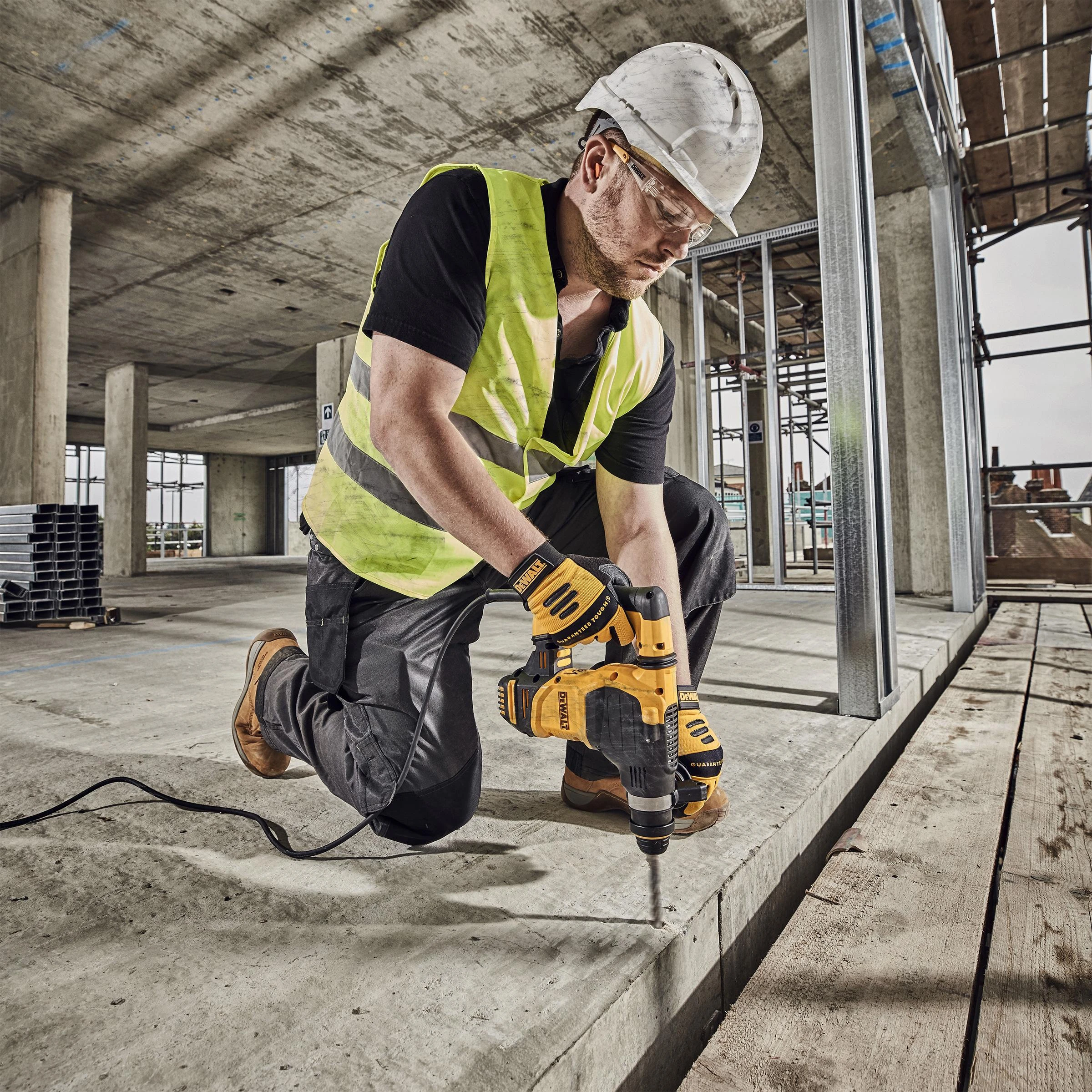 Perforatorius DeWalt SDS-Plus D25333K