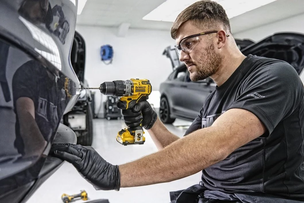 DEWALT PLAKŠKAS GRĄŽAS 12V 57 / 25Nm 2x2