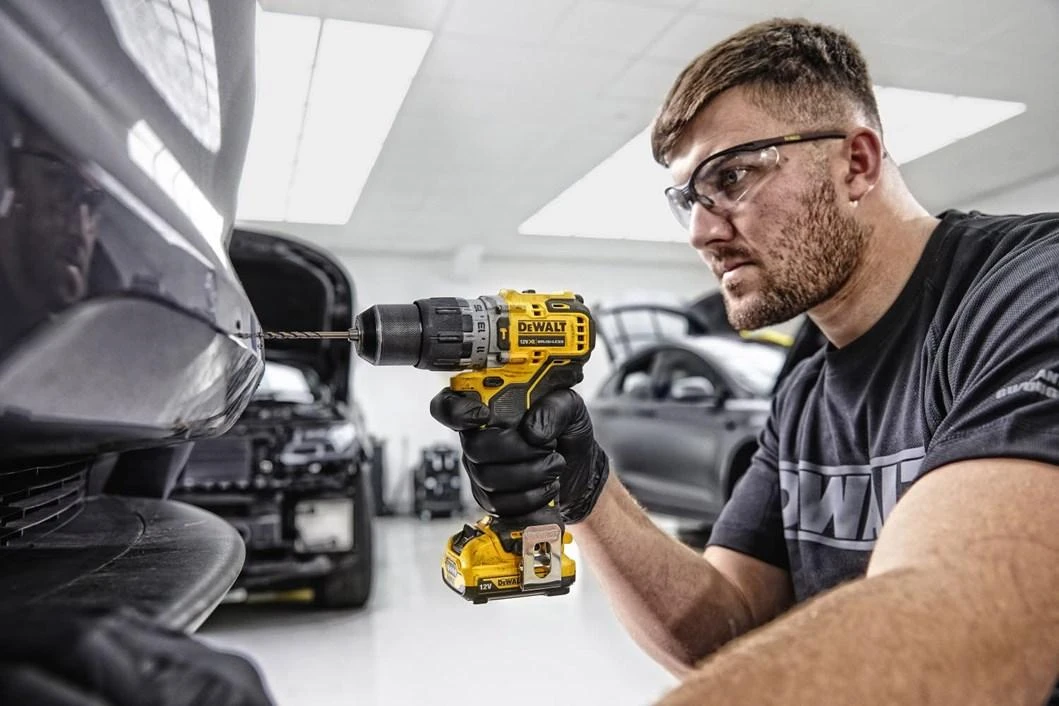 DEWALT PLAKŠKAS GRĄŽAS 12V 57 / 25Nm 2x2