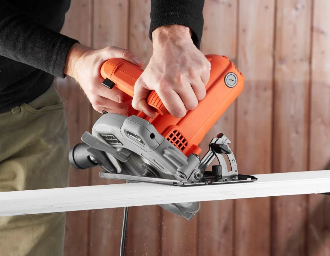 Black & Decker diskinis pjūklas CS1250LA, 190mm, 1250W + papildomas pjovimo diskas