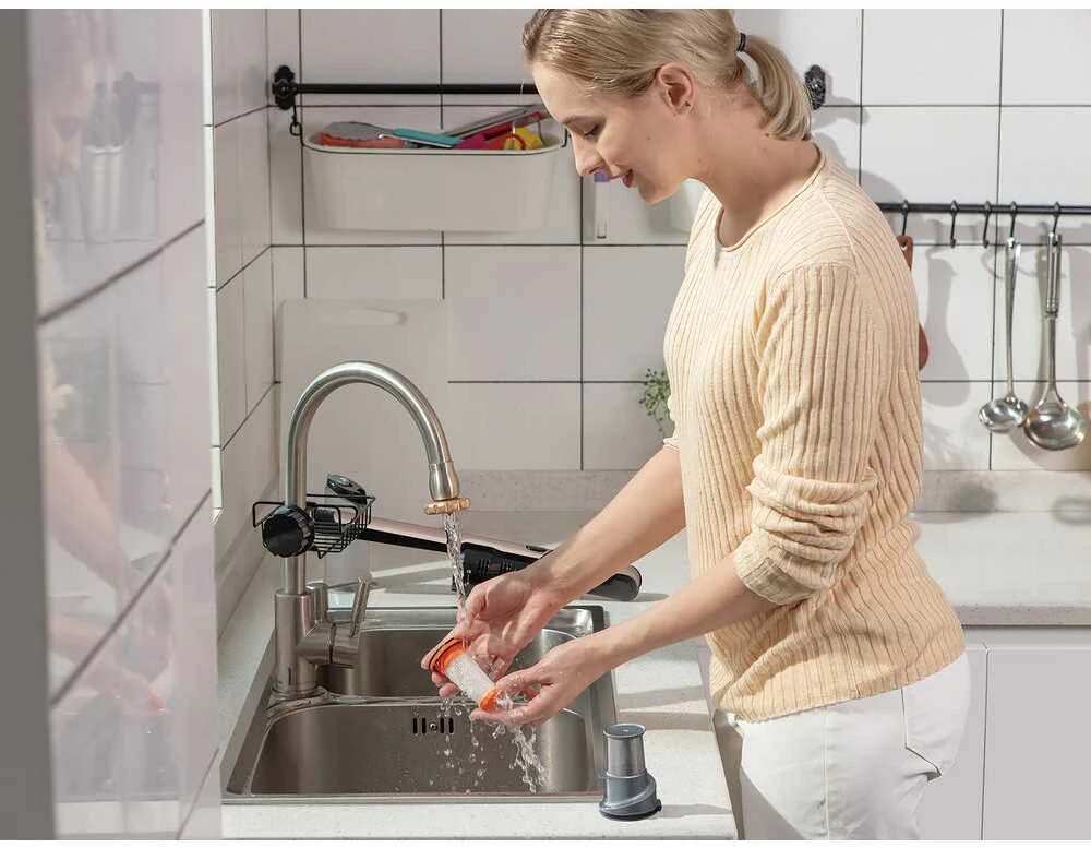 Dulkių siurblys Black & Decker Juodas & Decker Akumuliatorinis siurblys Juodas & Decker DVC320BRG-QW; 12 V; 2x2,0 Ah akum.+ pakrovėjas
