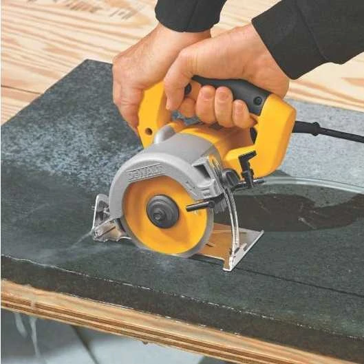 Dewalt (DWC410) diskinis pjūklas plytelių pjovimui