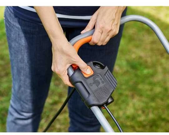 Black & Decker Elektrinė vejapjovė „Juodas & Decker“ Juodas ir DECKER BEMW351-QS, 1000 W, 32 cm