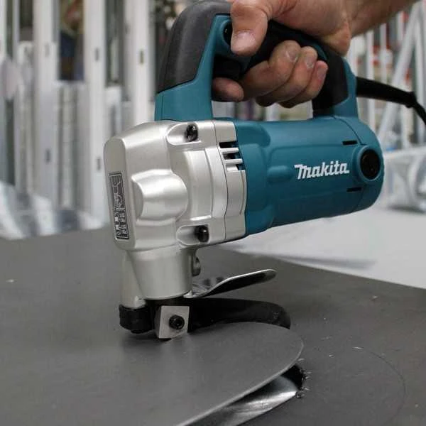 Makita Žirklės skardai kirpti JS3201 710 W • 1 600 min⁻¹