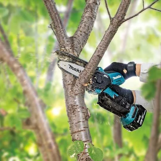 Grandininis pjūklas akumuliatorinė pilarka do gałęzi, grandininis 18V, 15cm, Makita [DUC150Z01] + Dovana rękawice