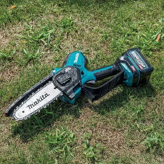 Piła grandininis Makita MAKITA grandininis pjūklas 40V XGT UC029GZ01 15cm