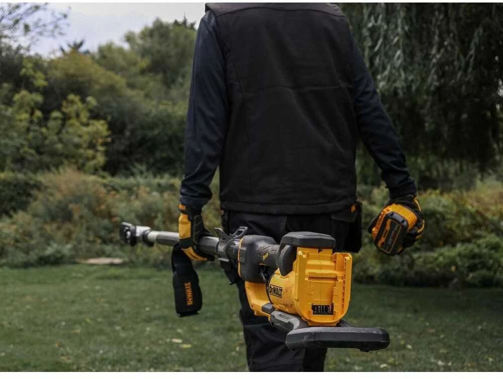 Grandininis pjūklas Aukštapjovė DeWalt DCMPS635N; 54 V; 25 cm juosta; (be akumuliatoriaus ir pakrovėjo)