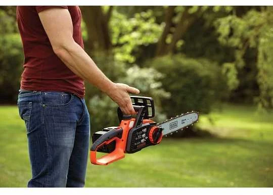 Black & Decker Juodas & Decker Grandininis pjūklas Juodas & Decker GKC3630L25-QW; 36 V; 1x2,5 Ah akum.+ pakrovėjas