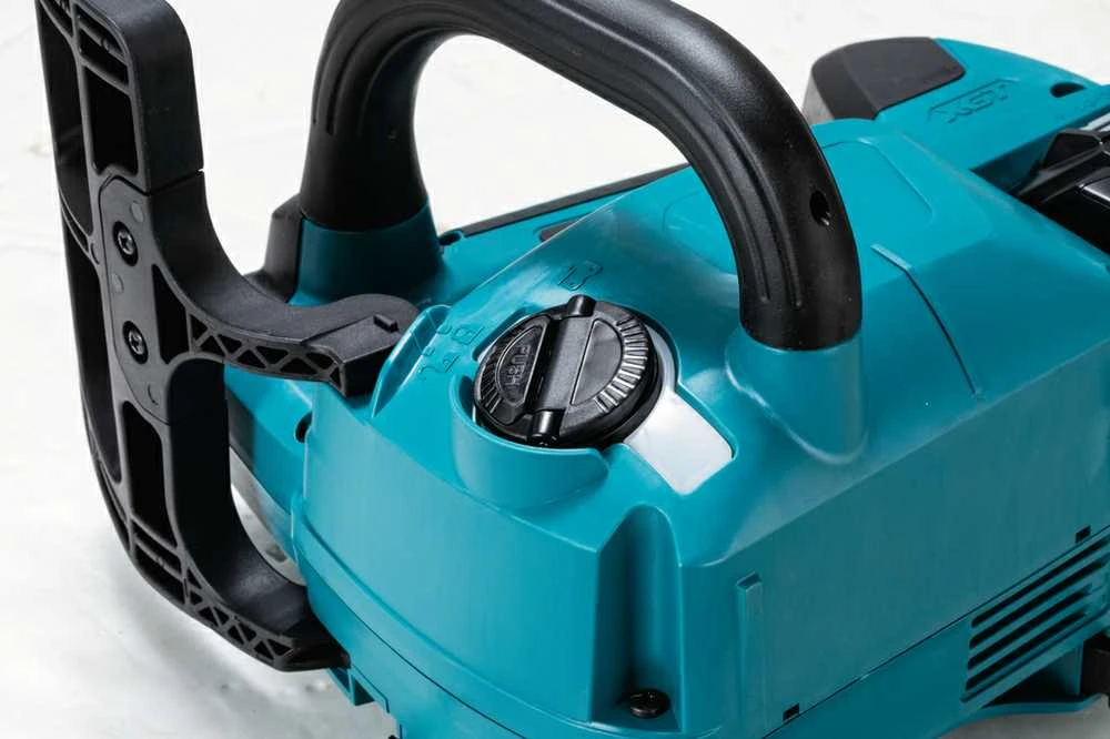 Grandininis pjūklas pilarka grandininis 25cm 40V max Makita [UC002GZ01] Li-Ion, XGT + Dovana rękawice