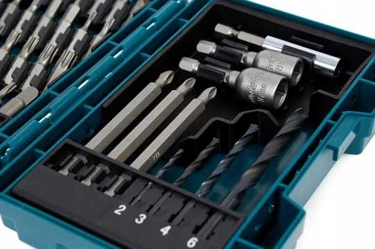 Makita Grąžtų / sukimo antgalių rinkinys B-54106 38 vnt. • Magnetinis laikiklis