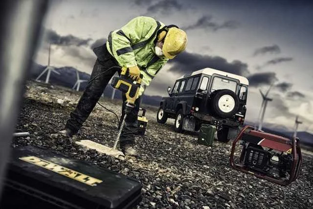 Dewalt SDS-Plus Su grąžtas su 4 pjovimo briaunomis 22,0 x 250 mm