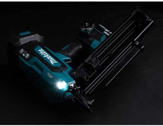 Akumuliatorinis vinių kalimo įrankis apvalioms vinims 50–90 mm, 18 V, Makita [DBN901RTE] 2 x 5,0 Ah, LXT