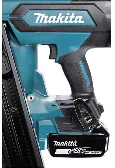 Akumuliatorinis vinių kalimo įrankis apvalioms vinims 50–90 mm, 18 V, Makita [DBN901RTE] 2 x 5,0 Ah, LXT
