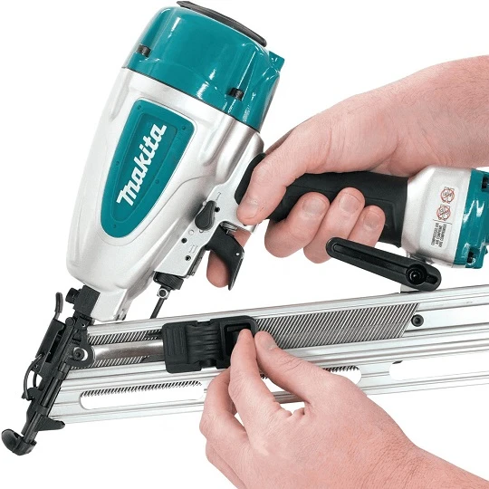 Pneumatinis vinių kalimo įrankis 32–64 mm vinims, Makita [AF635]