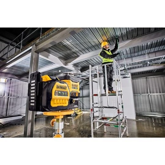 DeWALT kryžminių linijų lazerinis nivelyras DCE089D1G18 12V/18V  (1x2.0 Ah)