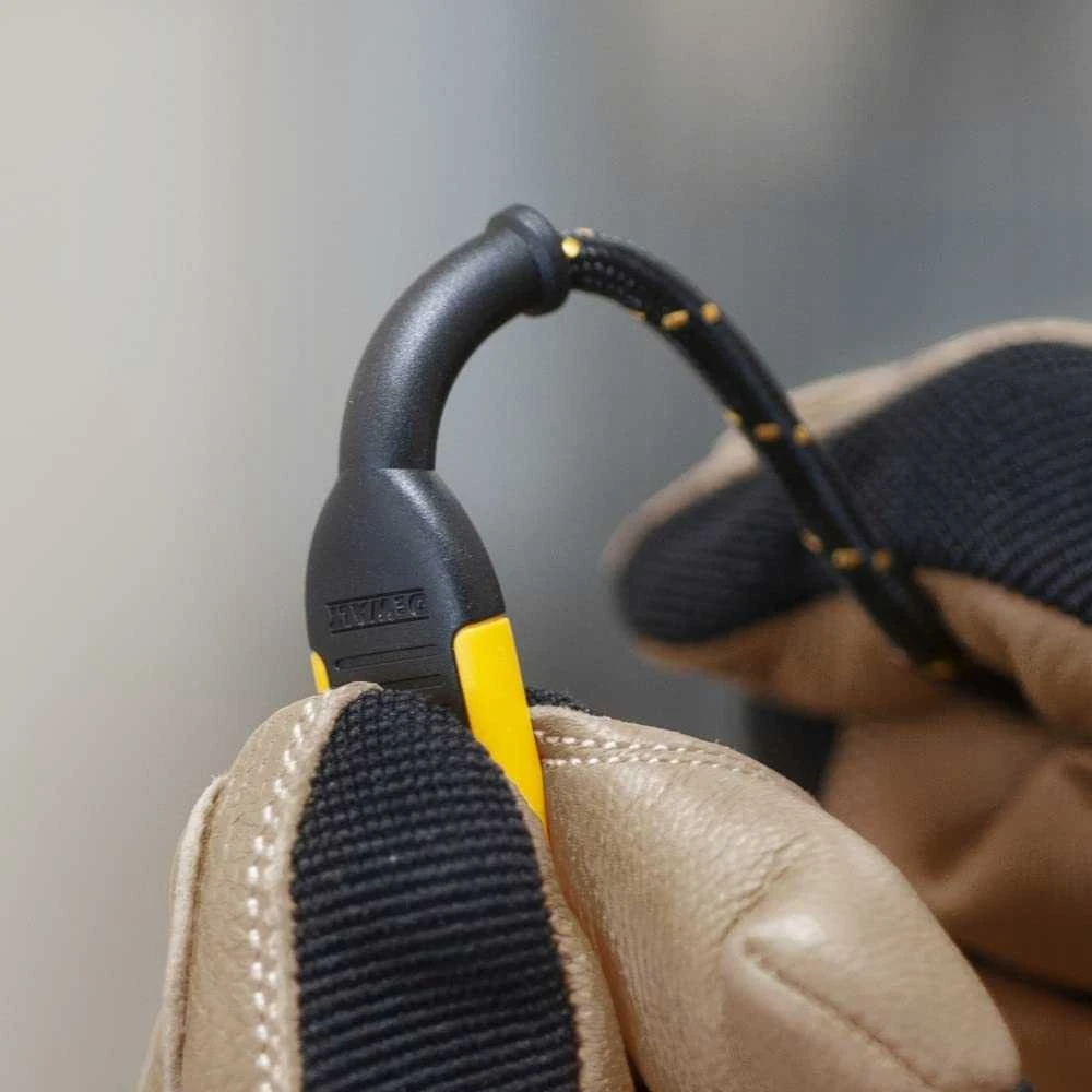 USB kabelis Dewalt USB-A - USB-C + microUSB + Lightning 1,8 m juodas (DXMA131-1356-DWG)