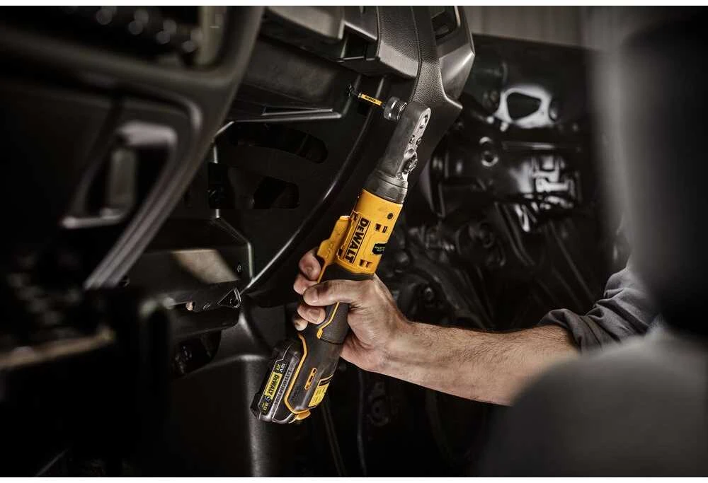 Akumuliatorinė terkšlė DeWalt DCF500L2G-QW; 12 V; 1/4''-3/8''; 75 Nm; 2x3,0 Ah akum.