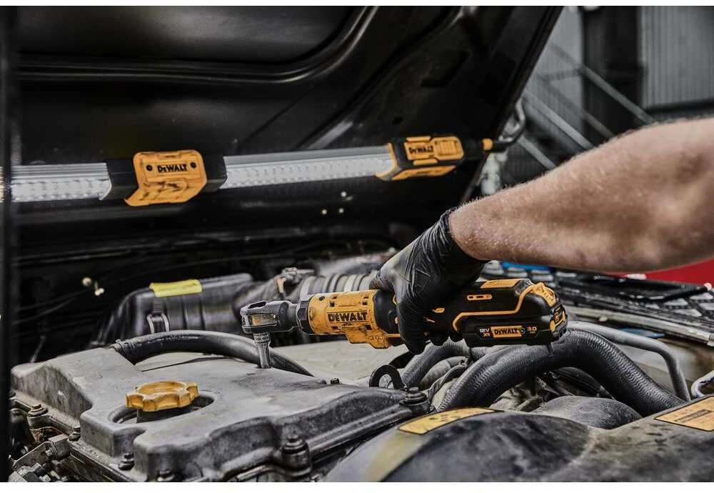 Dewalt Sin.bezszcz 1/4"54nm, aku3.0ah gfn, xr12v