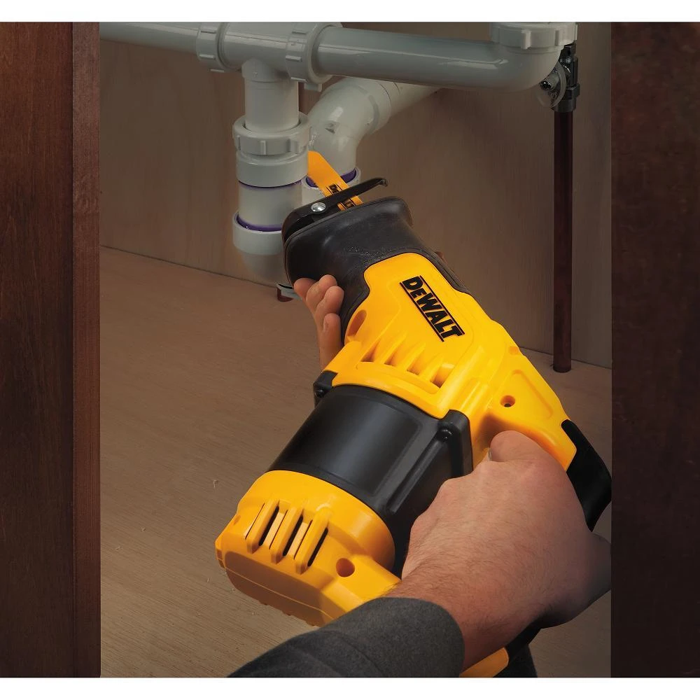 DEWALT PJŪKLELIO GELEŽTĖ SABELINIAM PJŪKLUI 152×1,8-2,5mm /5vnt. UNIVERSALI
