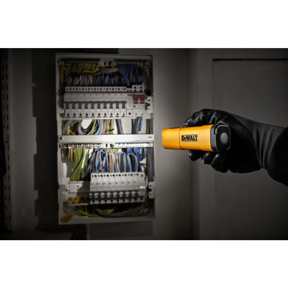 Prožektorius DeWalt DCL183-XJ; LED; 400 lm; 3,6 V; 1x3,0 Ah akum.