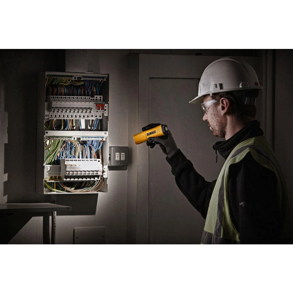 Prožektorius DeWalt DCL183-XJ; LED; 400 lm; 3,6 V; 1x3,0 Ah akum.