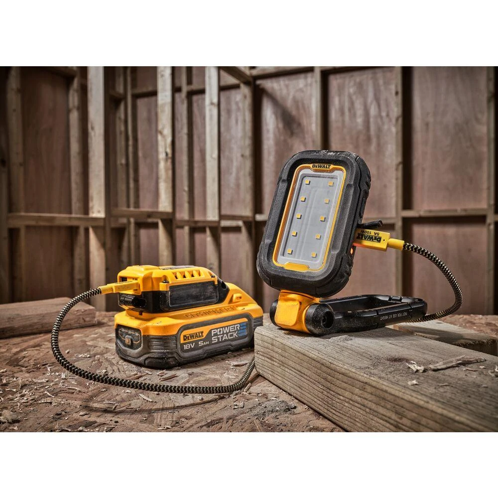 Darbinis šviestuvas DeWalt DCL182-XJ