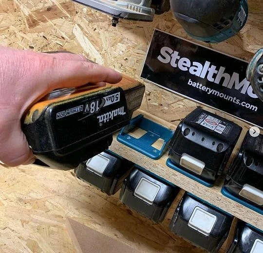 Makita 18V LXT baterijų laikikliai, StealthMounts [BM-MK18-BLU-6] 6 vnt.
