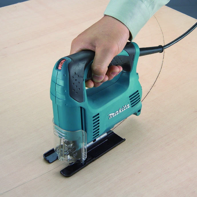 MAKITA elektrinis siaurapjūklis 450W 4326