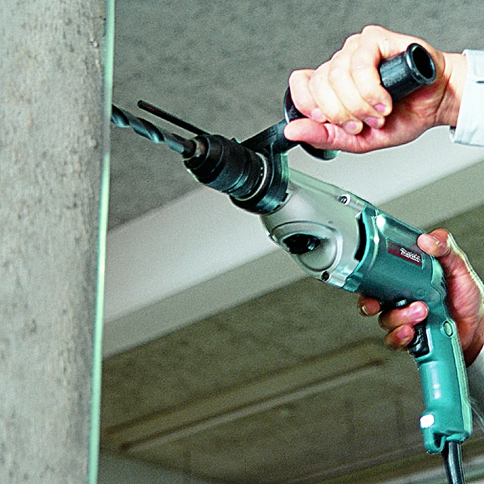 MAKITA KUJOTIS GRĄŽAS 720W 2 GREITŲ MAKPAC HP2051H