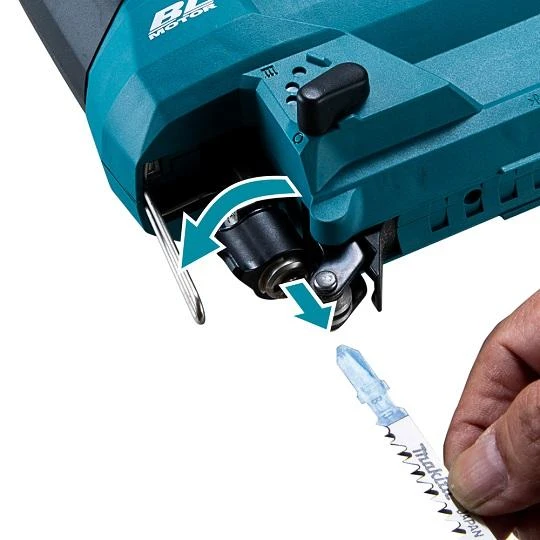 Makita siaurapjūklis pjūklelio tvirtinimo mechanizmas