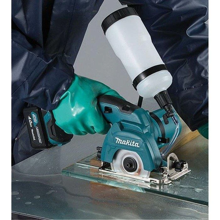 Makita CC301DZ pjūklas stiklui su vandens tiekimo sistema
