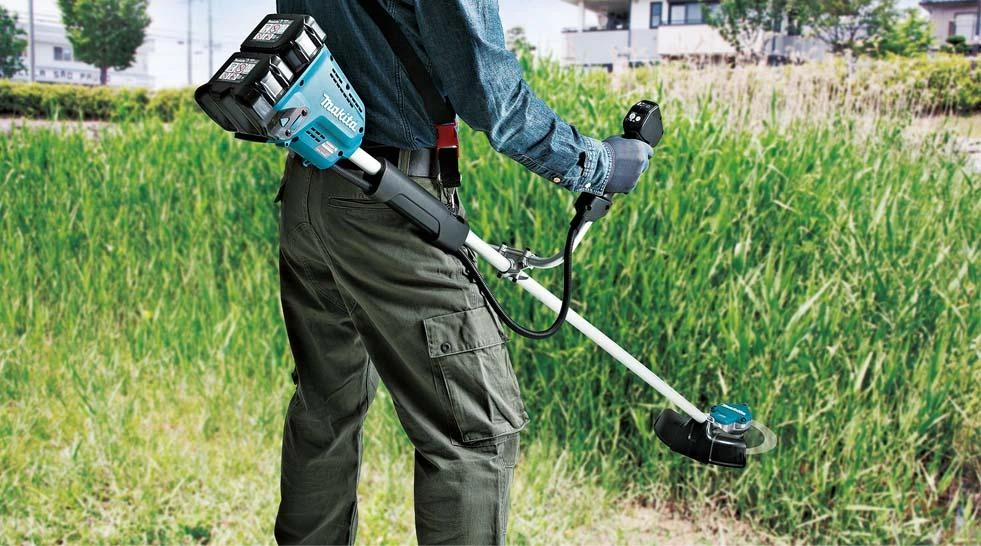 MAKITA akumuliatorinė žoliapjovė DUR369APT2 2x18V, 2x5,0Ah pilnas komplektas
