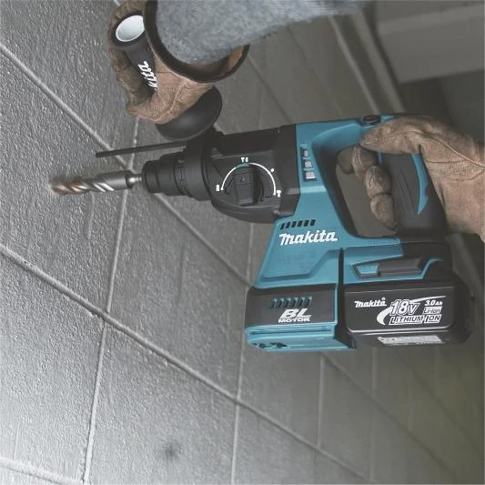 Akumuliatorinis perforatorius Makita DHR242RTJ; 2,0 J; SDS-plus; 18 V; 2x5,0 Ah akum.