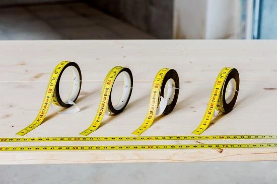 Klijuojama plieninė matavimo juosta Bahco "R" L-3m. 13mm skalė iš kairės į dešinę