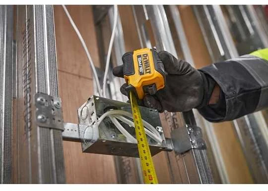 DEWALT MATUOKLĖ 5m/16ft PREMIUM 28mm