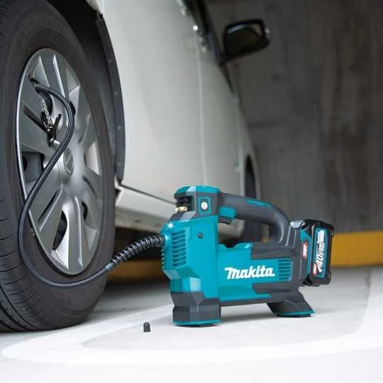 Makita MP001GZ Akumuliatorinis kompresorius 40V XGT, 11bar, 17l/min, Be akumuliatorių ir kroviklio!