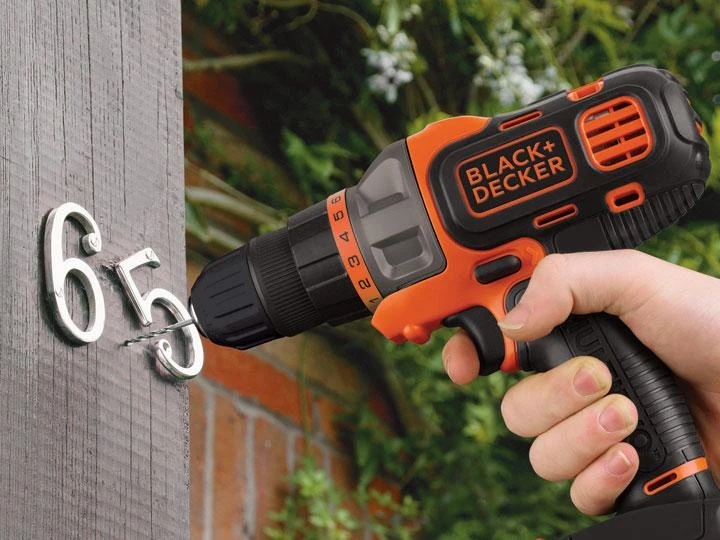 Black & Decker suktuvas gręžtuvas MultiEvo MT218KB-QW, 18V, 2x1.5 Ah, su lagaminu