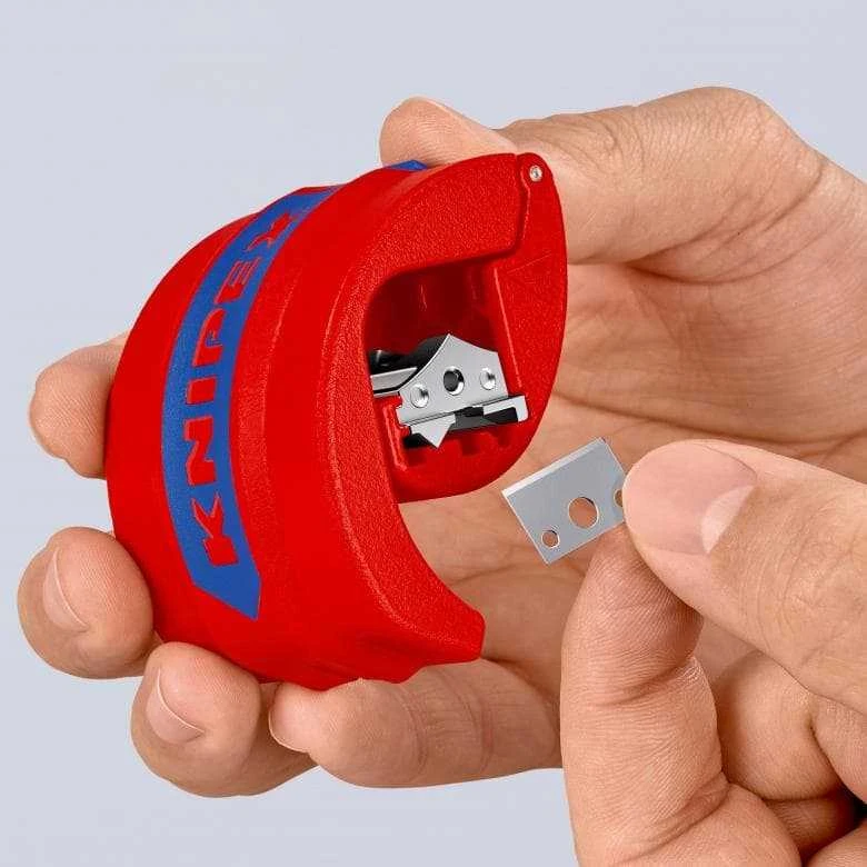 PVC vamzdžių pjaustiklis KNIPEX BiX