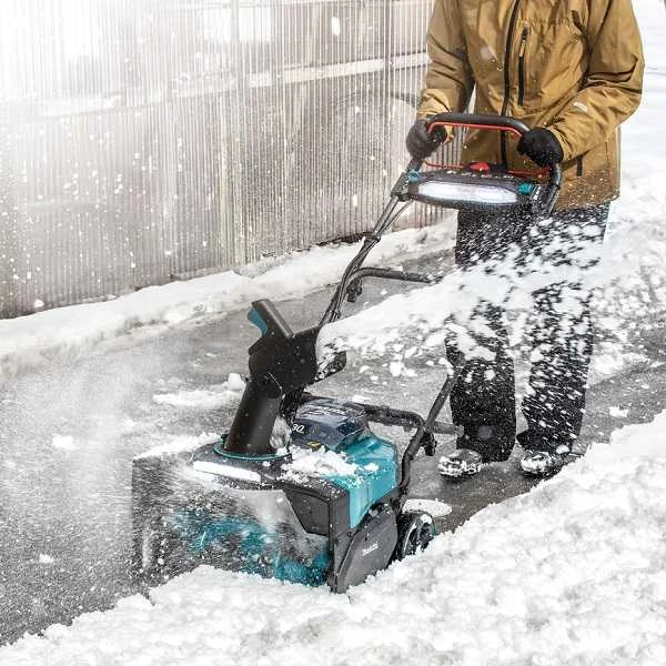 Makita SN001GZ Cordless Snow Blower 40Vmax XGT, 53cm, BL-motor, 30cm height, be akumuliatoriaus ir kroviklio