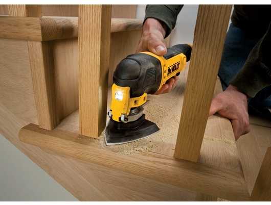 šlifavimo popierius tipas DELTA 93x93x93mm su Velcro, 6 skylės, grūdėtumas 80, DeWalt [DT3092-QZ] 10 vnt.
